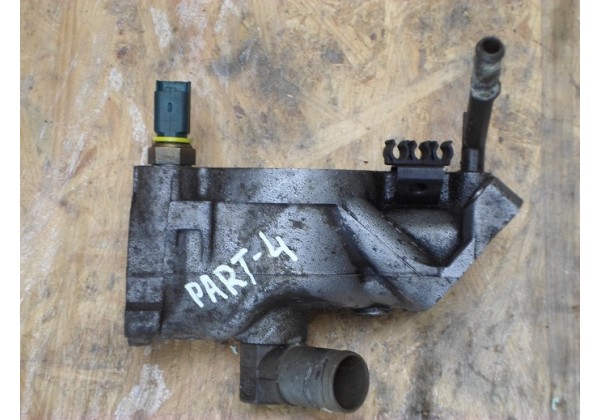 Корпус термостата Peugeot 306, 806, Partner, Expert, Citroen Xantia, Xsara, Jumpy, Ulysse, Evasion, Berlingo, Fiat  Scudo 1.9 d, DW8, 9624839210